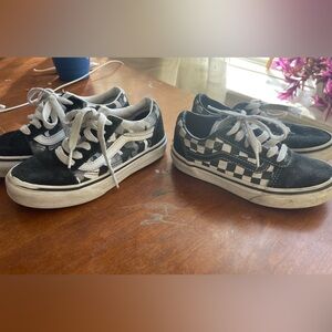Kids vans lot of 2 size 12